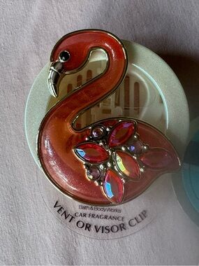 Bath & Body Works Shimmery Coral Flamingo Vent Clip with Jewel Accents